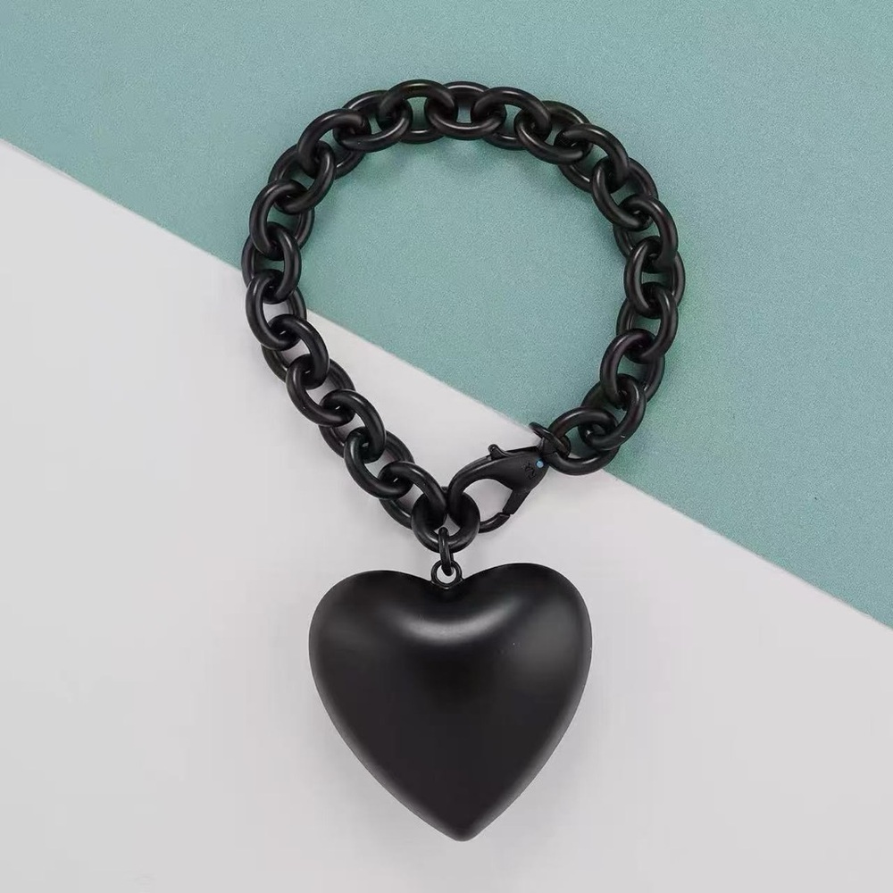 Roxanne Assoulin The Puffy Heart Bracelet in forest Black